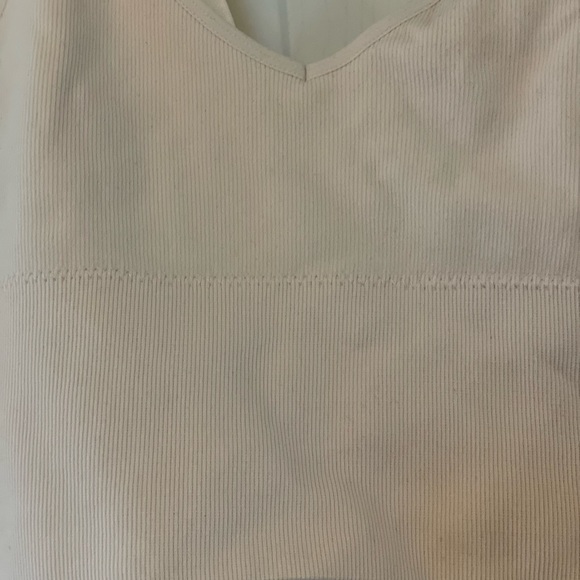 Light pink tank/bra - Picture 3 of 3